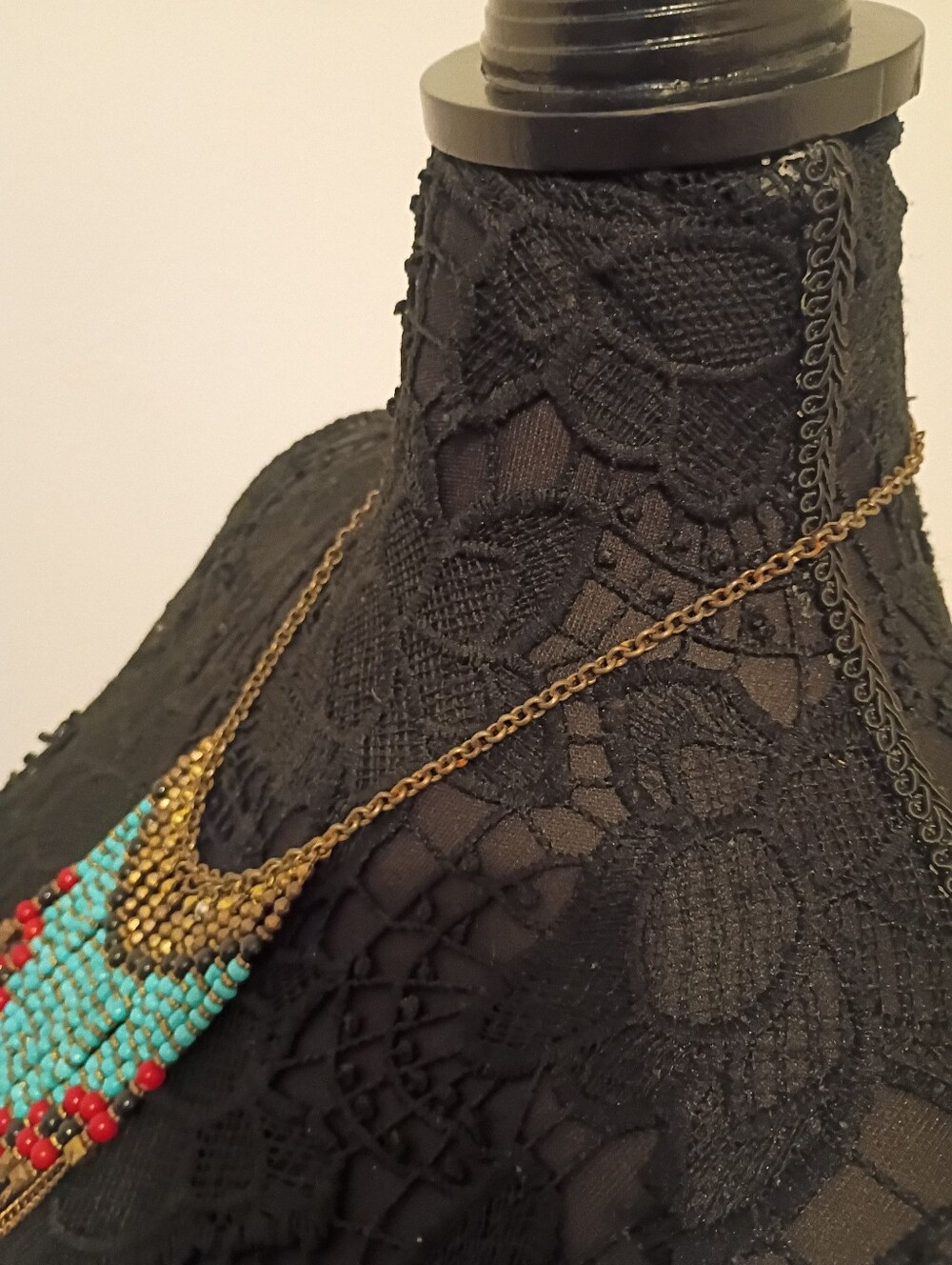 Random Necklace - Picture 3 of 5